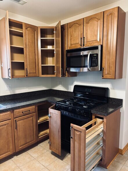 Cabinet Space - 2318 W Diversey Ave