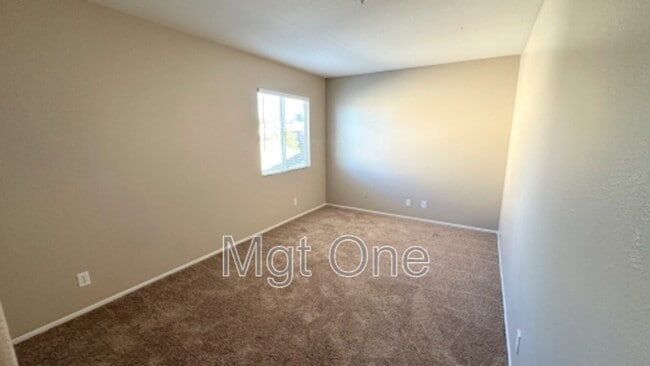 Building Photo - 7671 St Andrews Dr