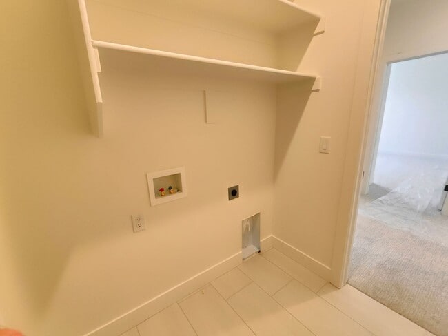 Building Photo - Aspen Ridge Lane #126
