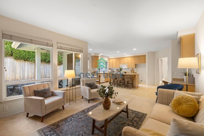 Building Photo - Stunning 3 BEDS & 2 BATH SINGLE FAMILY HOUSE FOR RENT