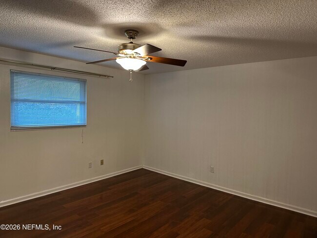 Building Photo - 6192 Duclay Forest Dr S