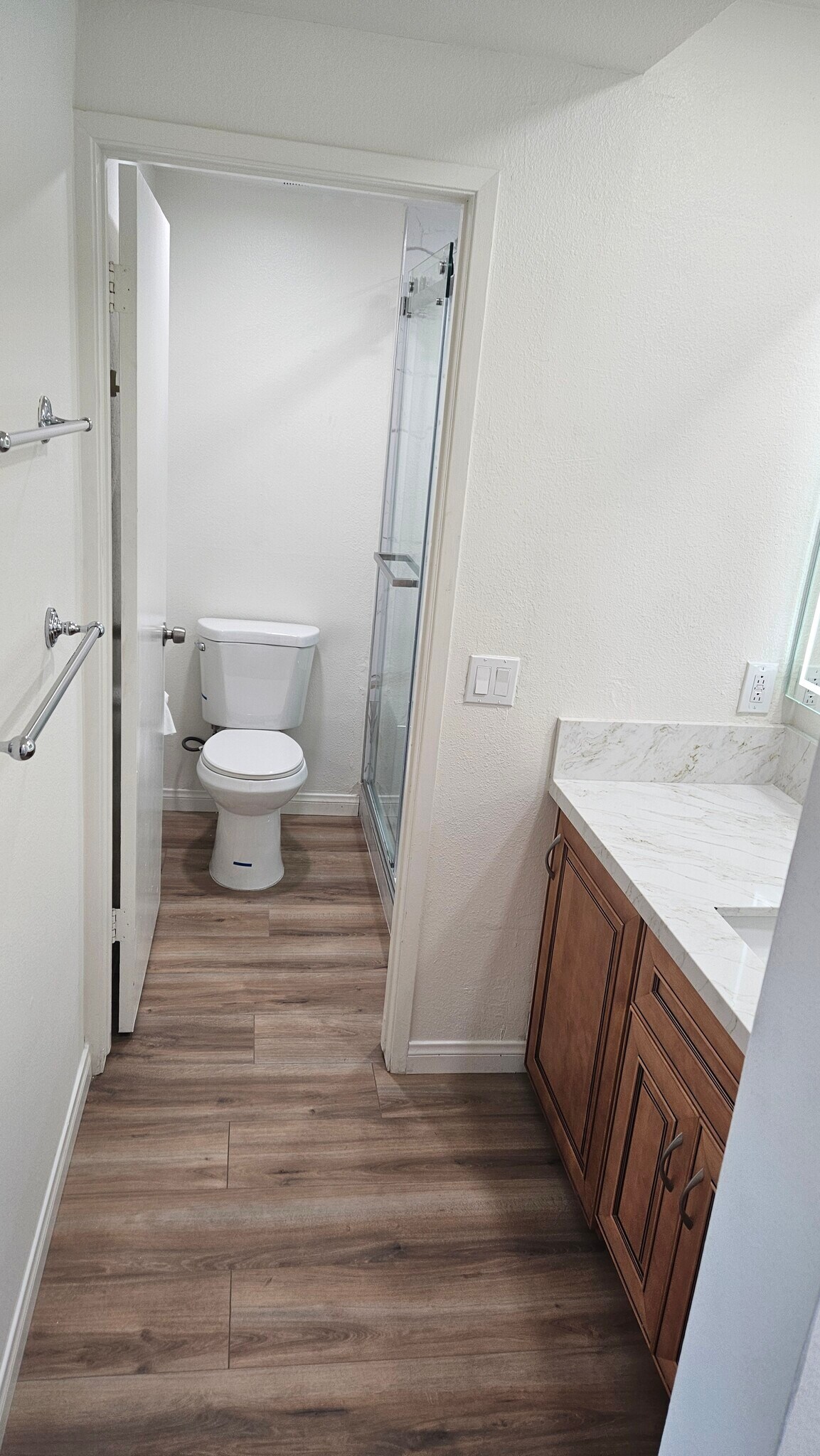 Building Photo - 647 Ocean View Dr