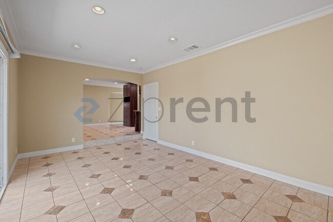 Building Photo - 3019 Paine Ct