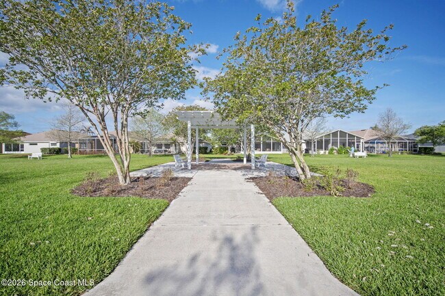 Building Photo - 6924 Renshaw Dr