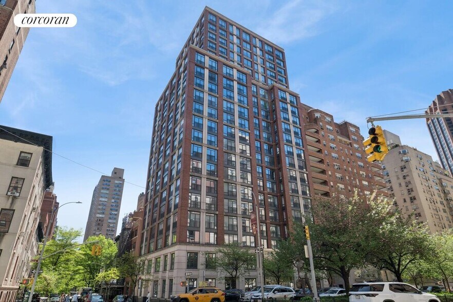 Building Photo - 45 Park Ave