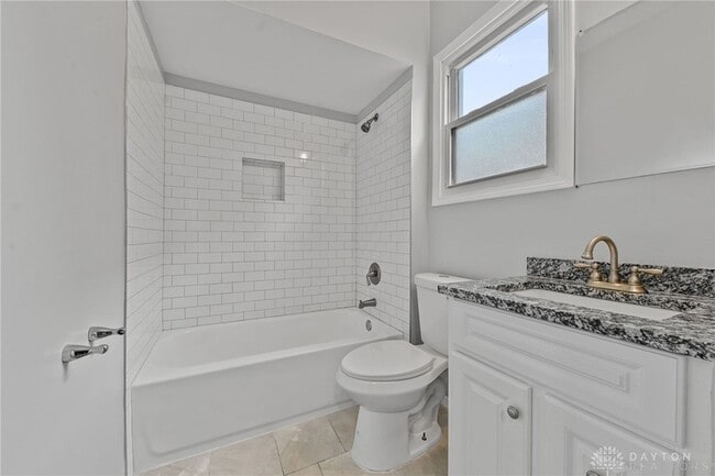 Building Photo - 1958 Fairfax Ave