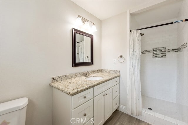 Building Photo - 2110 E North Redwood Dr