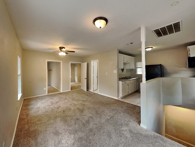 Building Photo - 2911 Ryan Ave