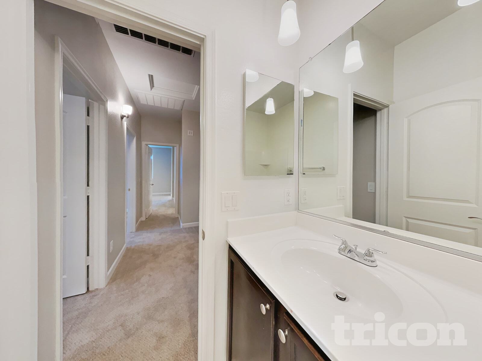 Building Photo - 4674 S 238th Ln