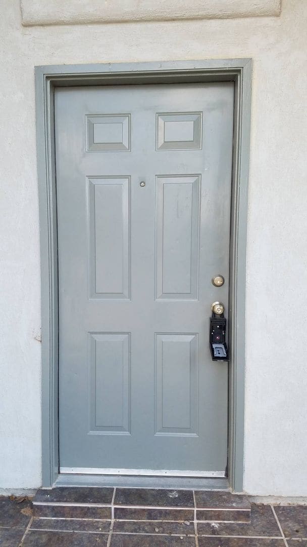 Building Photo - Exceptional 2-Story Eastside Home!