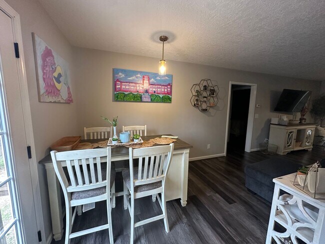 Building Photo - Jacksonville Rental!