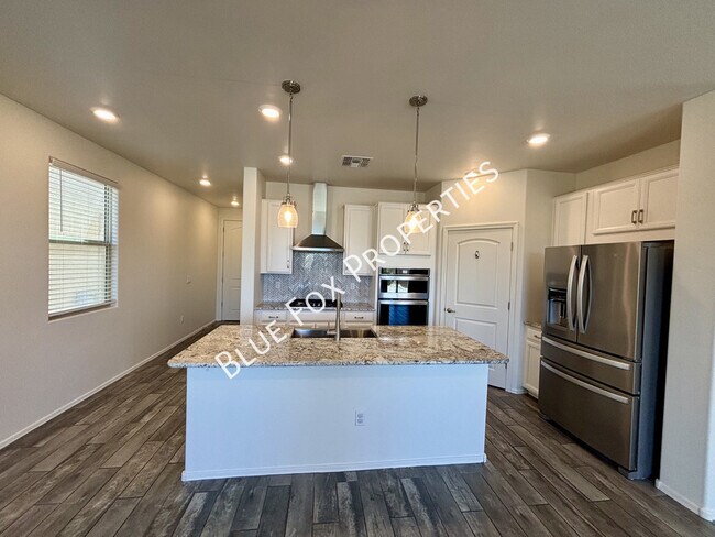 Building Photo - 6217 N Saguaro Post Pl