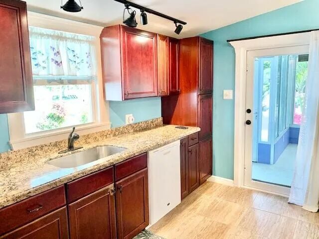 Building Photo - 802 S Emerald Dr