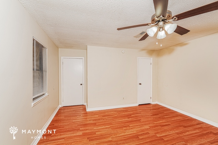 Building Photo - 732 Spring St