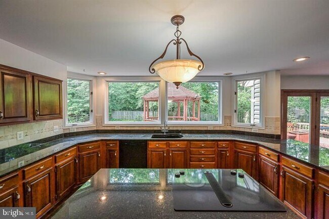 Building Photo - 9110 Autumn Oak Ct
