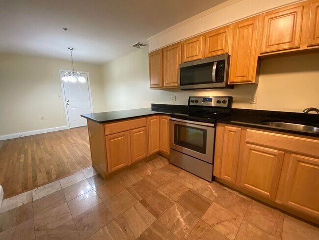 Building Photo - 99 S Mammoth Rd