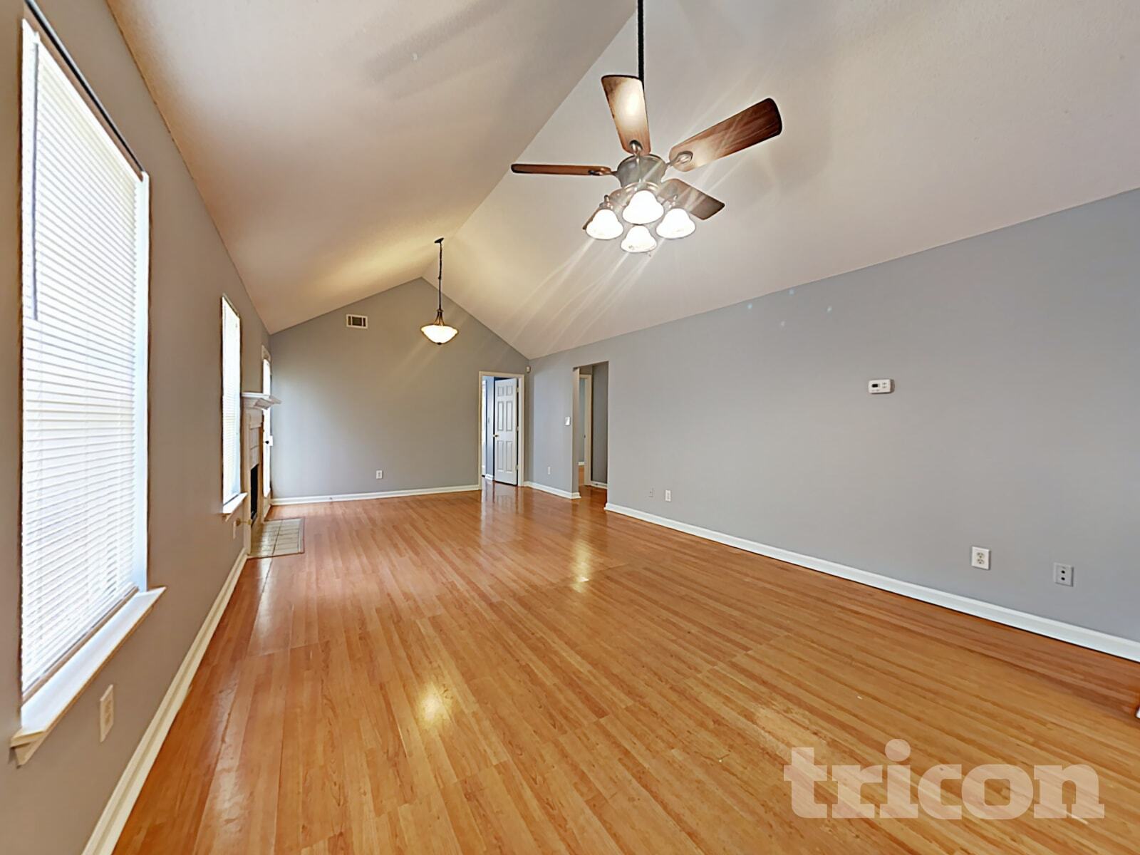 Building Photo - 1049 Charlbury Pl