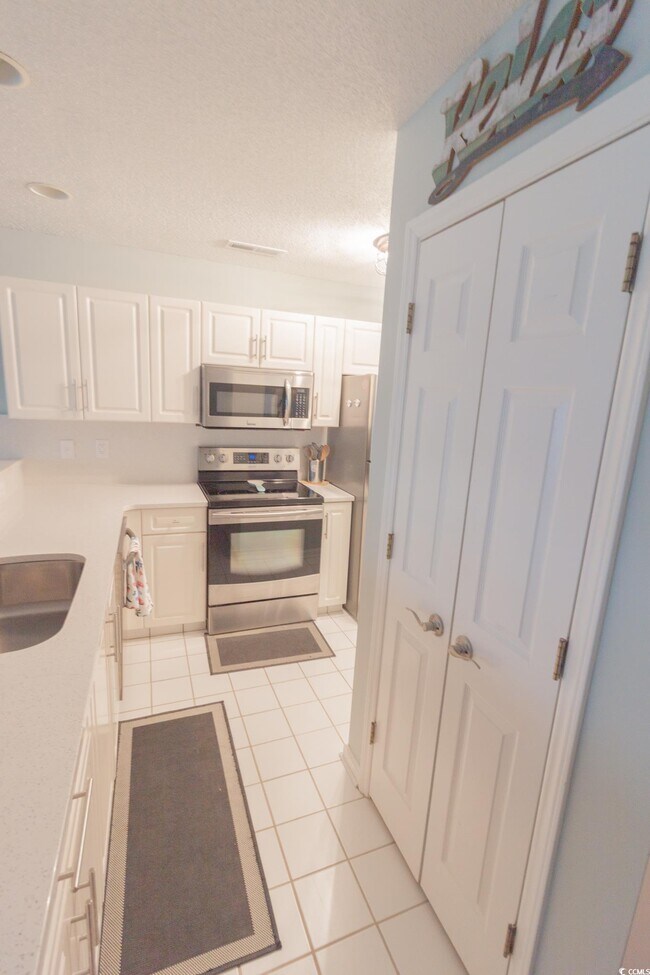 Building Photo - 4629 Lightkeepers Way