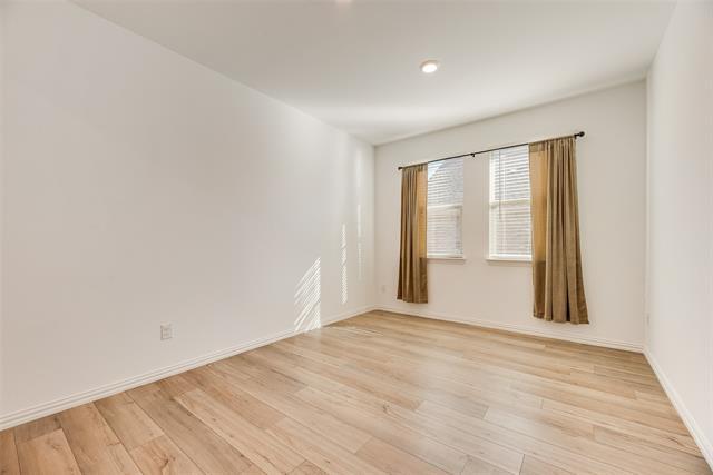 Building Photo - 3305 Appleton St