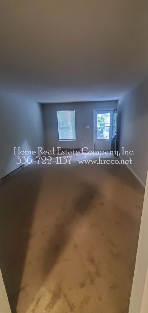 Building Photo - 4271 Mineral Ave