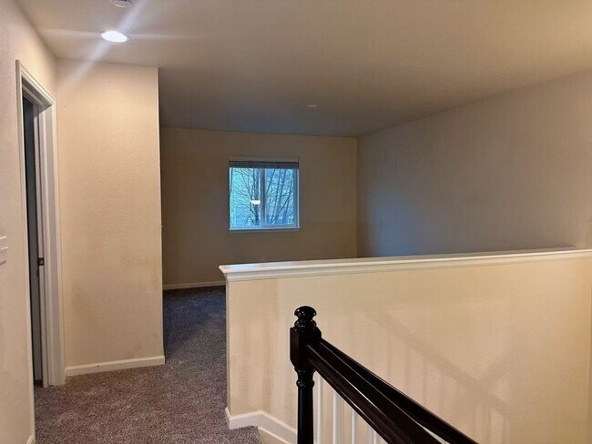 Building Photo - 3 bedroom, 2 bathroom single family house in Thornton