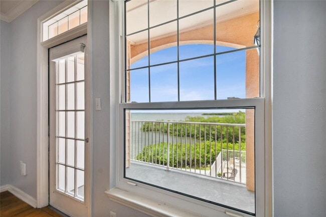 Building Photo - 5000 Culbreath Key Way