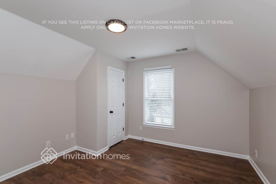 Building Photo - 8701 Taybrook Dr