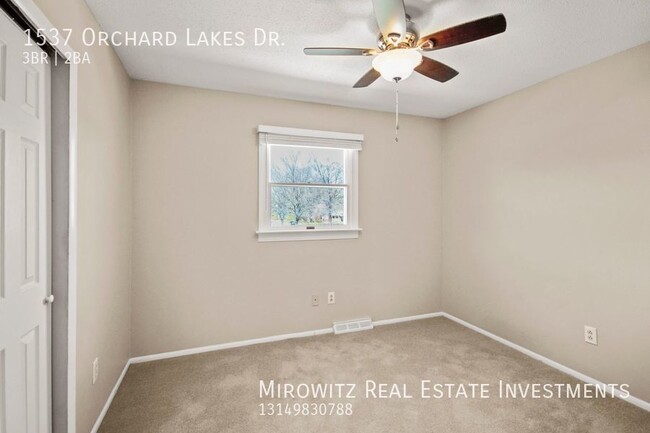 Building Photo - Beautiful 3BR/2BA Creve Coeur Home for Rent!