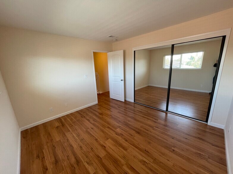 Upstairs bedroom - 1705 Monroe St