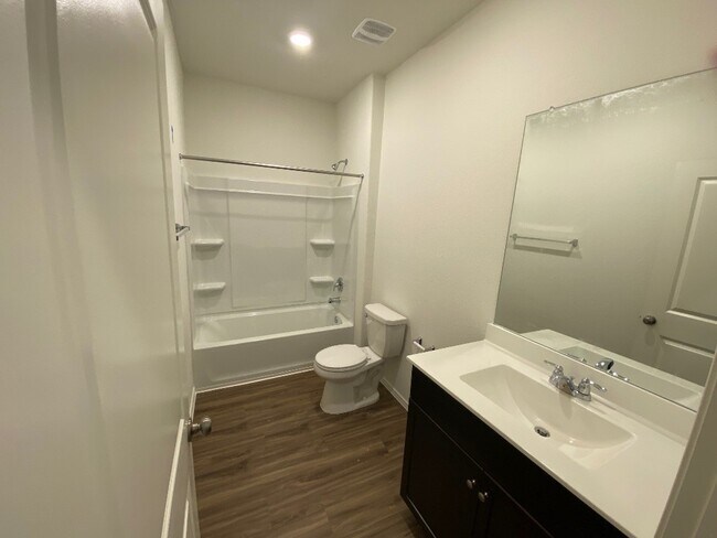 Building Photo - 3508 Lodgepole Dr