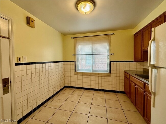 Building Photo - 3625 Rocky River Dr