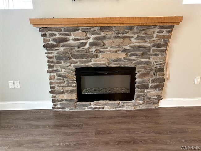 Building Photo - 4226 N Buffalo St