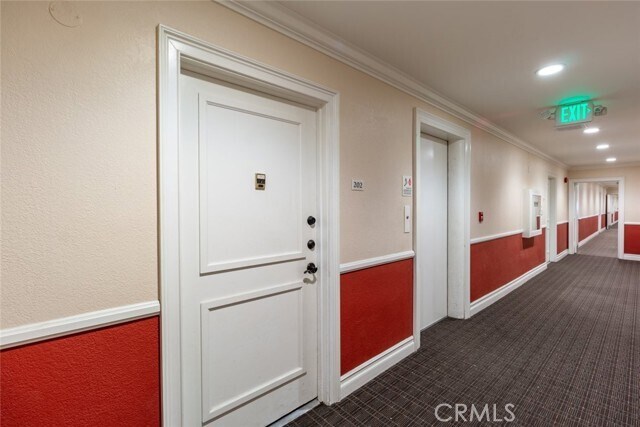 Building Photo - 15344 Weddington St