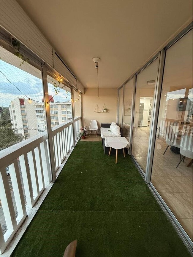 Building Photo - 6911 Environ Blvd