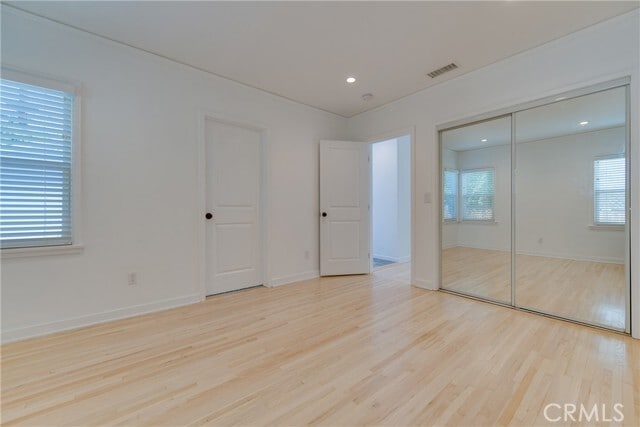 Building Photo - 1040 Havenhurst Dr
