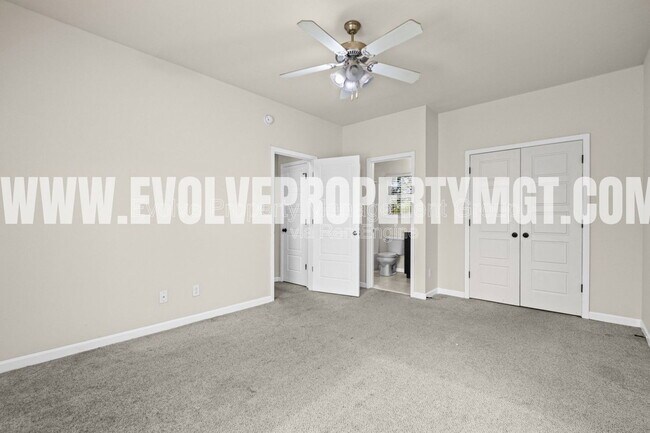 Building Photo - 3586 Brister St