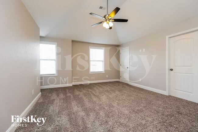 Building Photo - 1238 Catawba Way