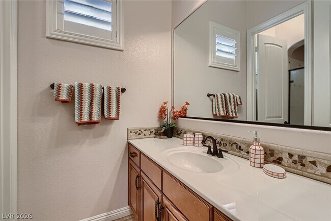 Building Photo - 1041 Baronet Dr