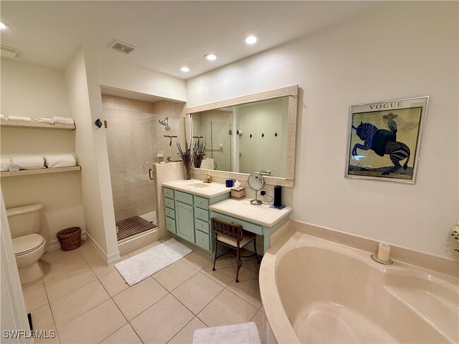 Building Photo - 10160 Bellavista Cir