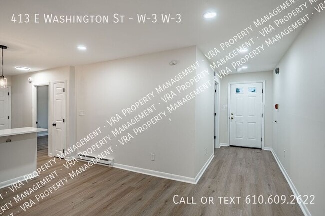 Building Photo - 413 E Washington St