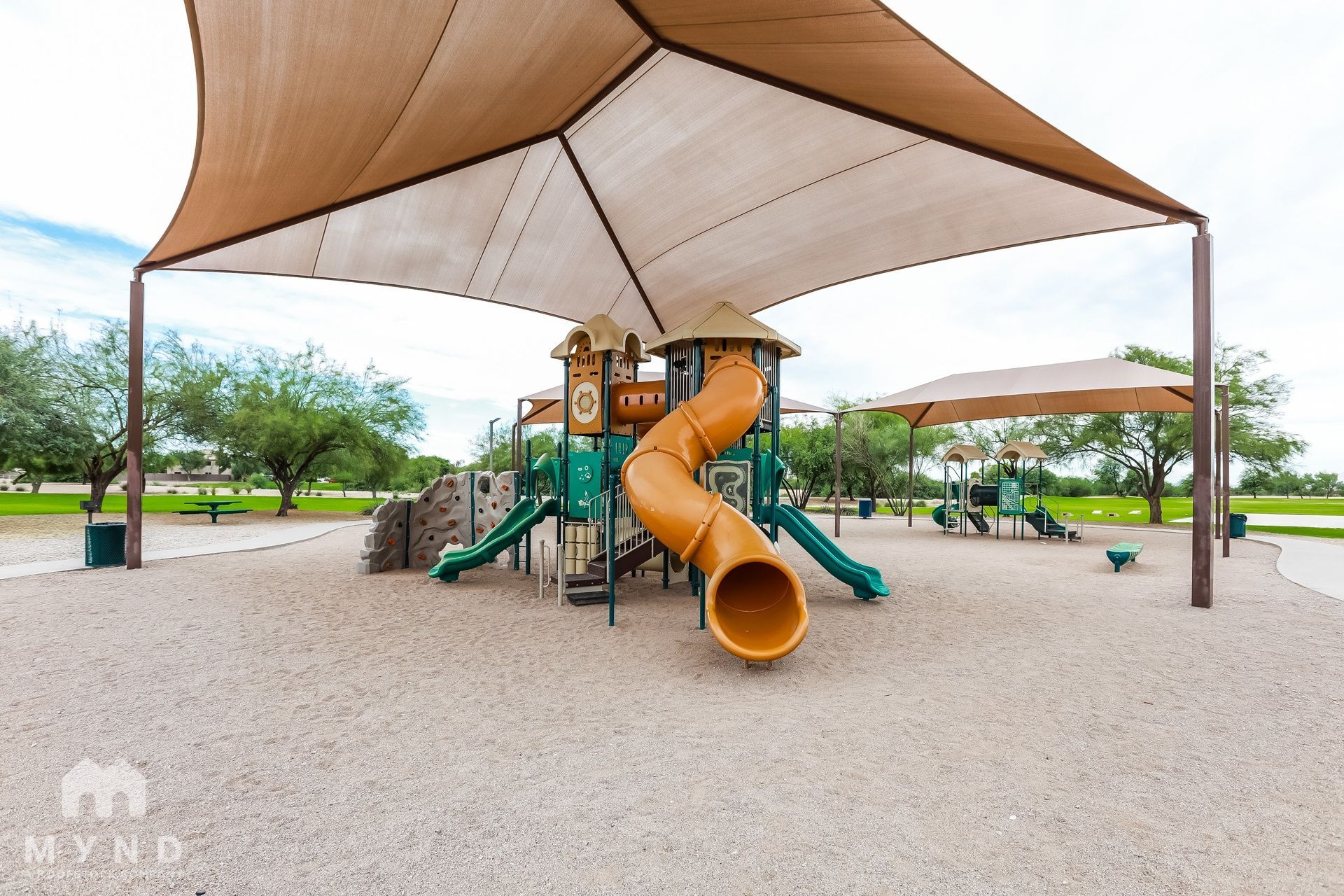 Building Photo - 2751 E Olivine Rd