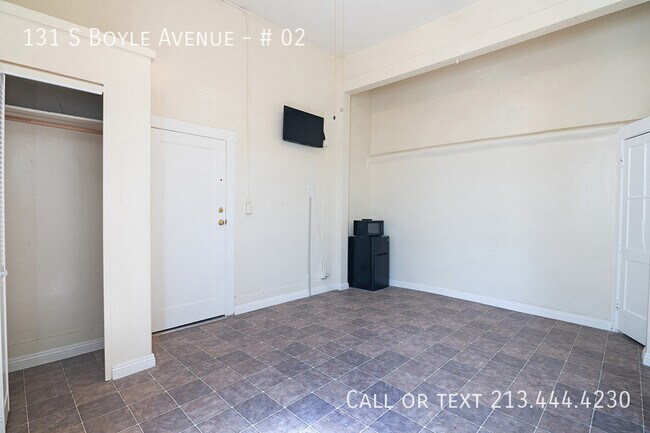 Building Photo - 131 S Boyle Ave