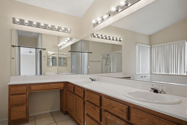Building Photo - 4513 Long Horse Ct