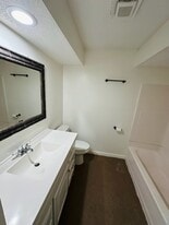 Building Photo - 4341 Idaho Ave