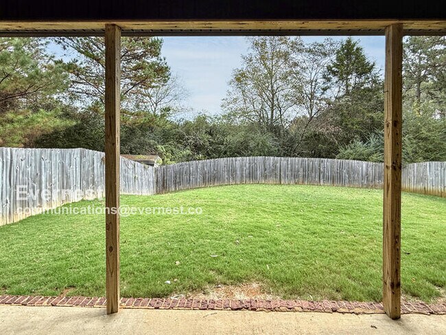 Building Photo - 255 Earl Owens Dr