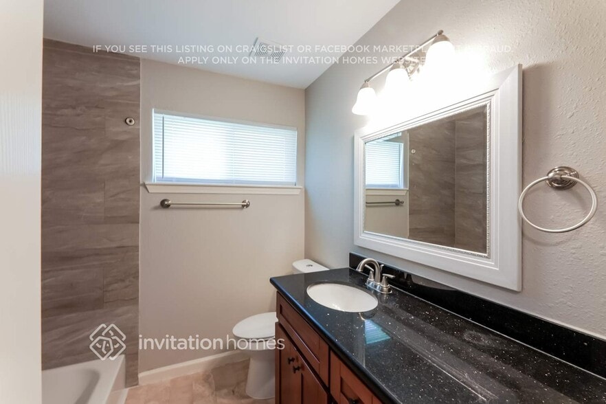 Building Photo - 4515 Hidden Springs Dr