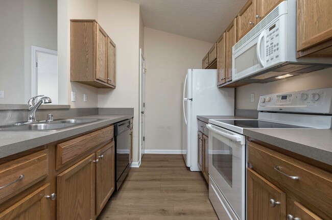 Building Photo - 9415 Magnolia Ridge Dr