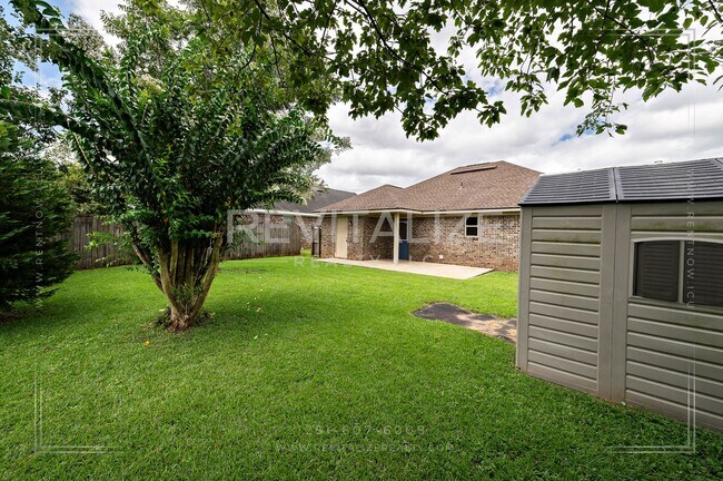 Building Photo - 1549 Majesty Loop