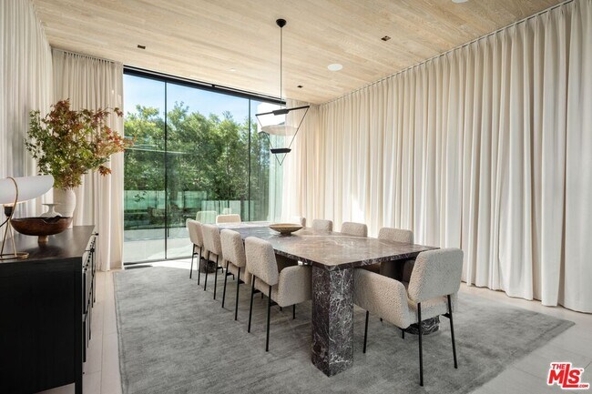 Building Photo - 1335 Carla Ln