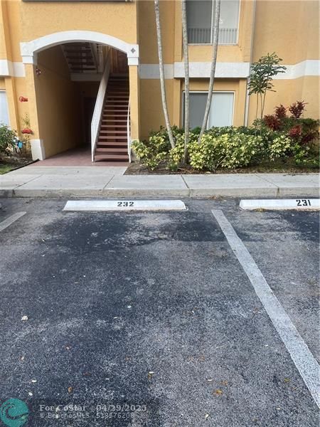 Building Photo - 2485 NW 33rd St